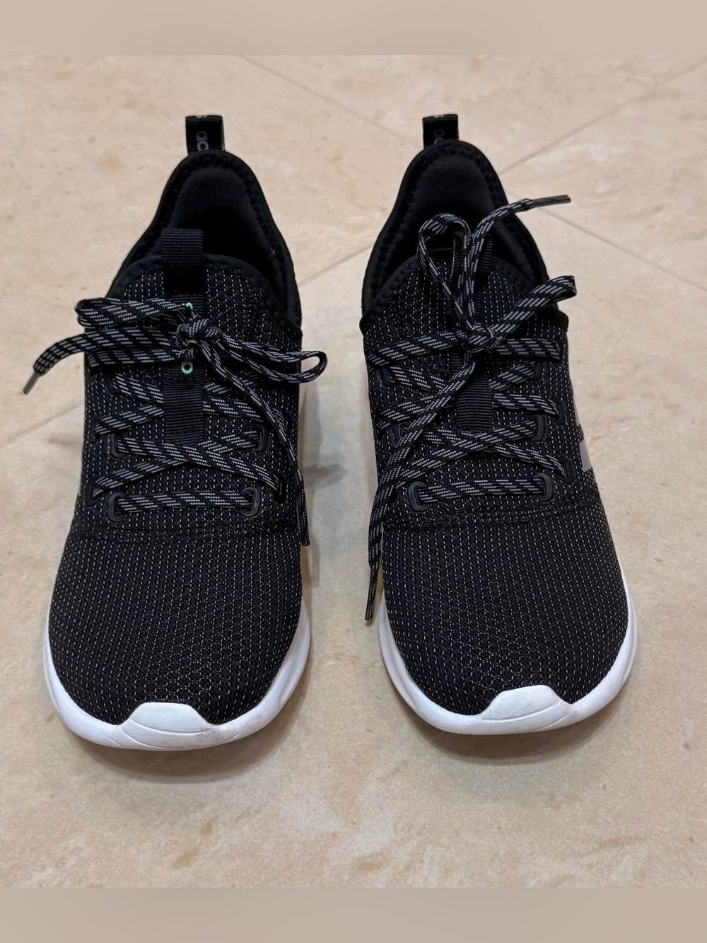Adidas Women’s Black Knit Lace-Up Sneakers - Cloudfoam Comfort US size :6.5” - Picture 3 of 7